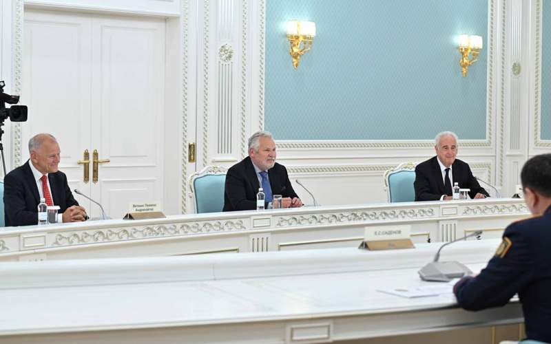 Президент Касым-Жомарт Токаев встретился с председателем Комиссии по наркотической политике стран Восточной и Центральной Европы и Центральной Азии Александром Квасьневским