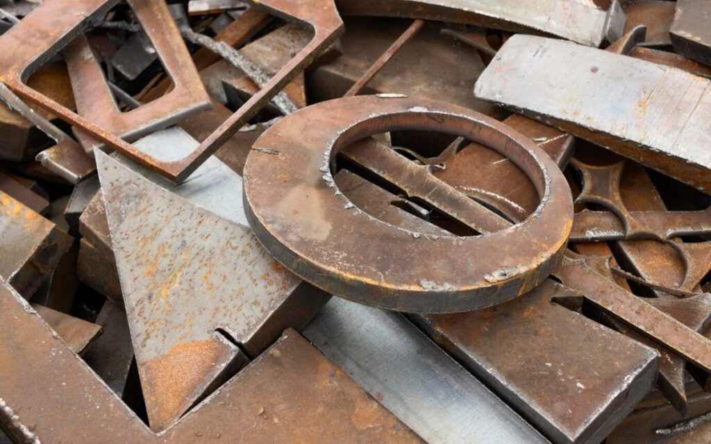 Прием и реализация металлолома: как будут выдавать разрешения