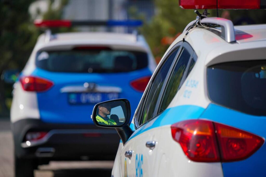 Ещё одно самоубийство в Алматы: парень упал с многоэтажки