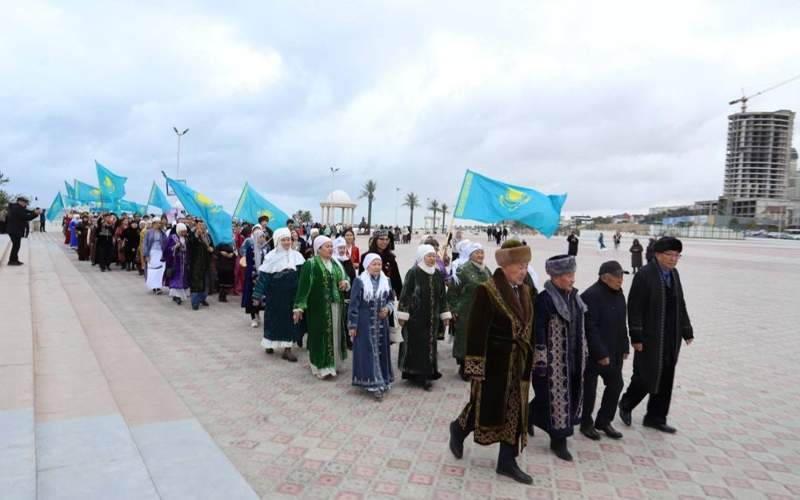 Парад национальной одежды устроили в Актау