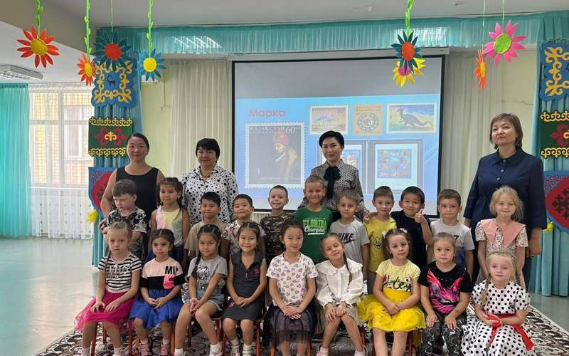 Президентский центр УДП РК провел выездное музейное занятие в одной из столичных гимназий