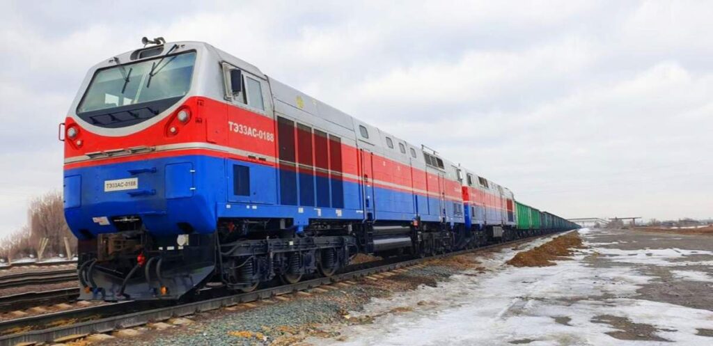 Открыто движение поездов по второму пути еще на одном участке Достык — Мойынты