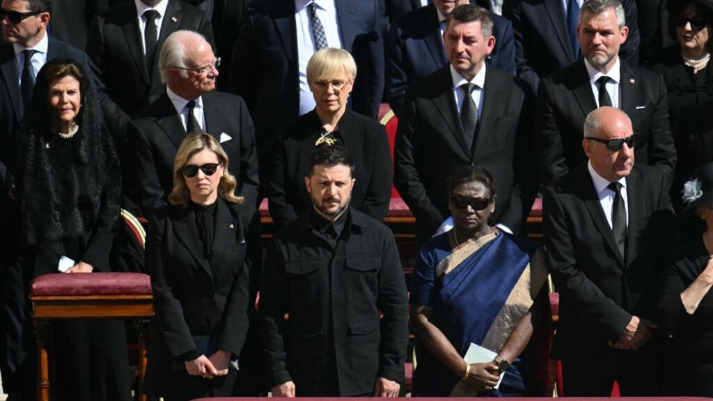 Трамп и Зеленский «продуктивно» поговорили перед похоронами Франциска