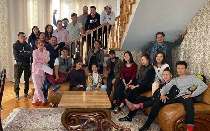 С нуля заявлять о себе — как девушка из костанайской глубинки стала режиссером крупных кинопроектов С нуля заявлять о себе — как девушка из костанайской глубинки стала режиссером крупных кинопроектов