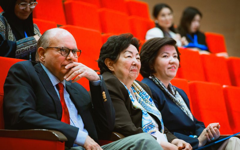 Национальная студенческая конференция, посвященная 180-летию Абая, прошла в Астане Национальная студенческая конференция, посвященная 180-летию Абая, прошла в Астане