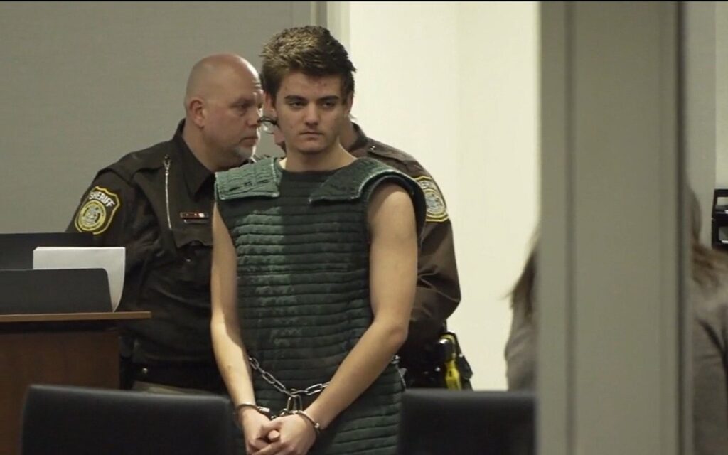 Обвиняемый в убийстве родителей подросток планировал покушение на Трампа