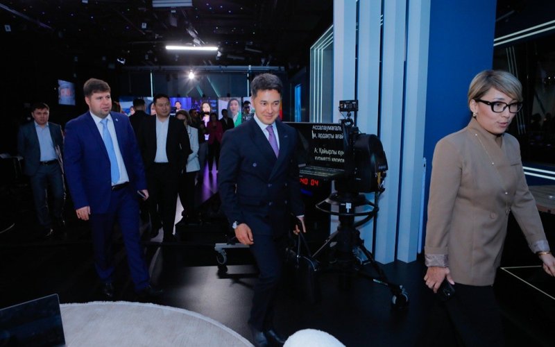 ТРК Президента и телеканал AnewZ договорились о сотрудничестве ТРК Президента и телеканал AnewZ договорились о сотрудничестве