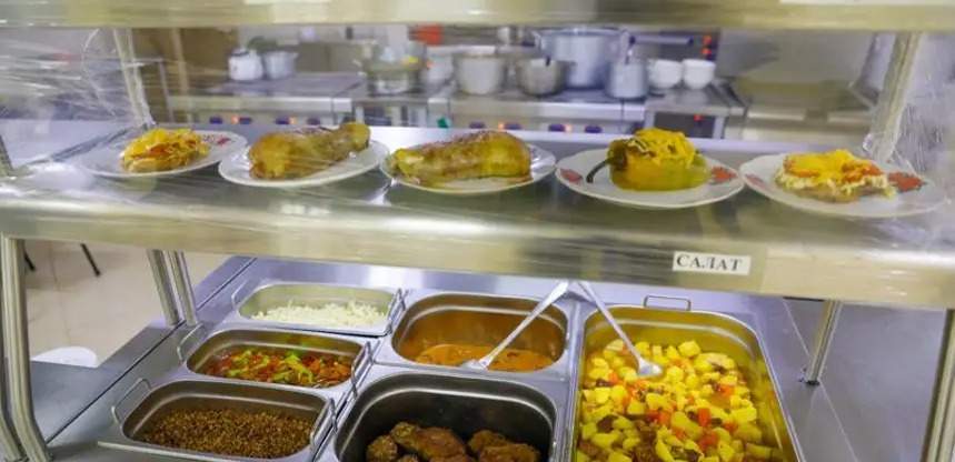 После массовых отравлений Минздрав РК меняет подходы к проверкам питания в школах