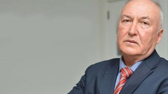 Ахмет Эрджан Ахмет Эрджан