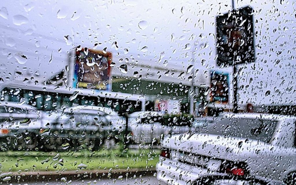 Алматы готовится к осадкам: коммунальщики перешли на усиленный режим