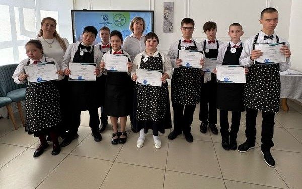 Подростки с особыми потребностями соревновались в ресторанном деле в Караганде Подростки с особыми потребностями соревновались в ресторанном деле в Караганде