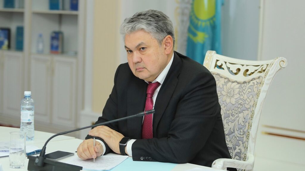 Ермек Кошербаев поручил усилить системную модернизацию языковой среды