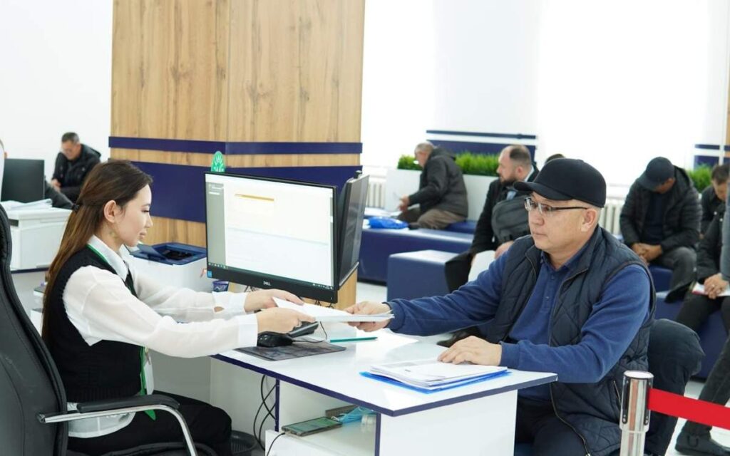 Более миллиона госуслуг оказали ЦОНы Костанайской области в 2024 году
