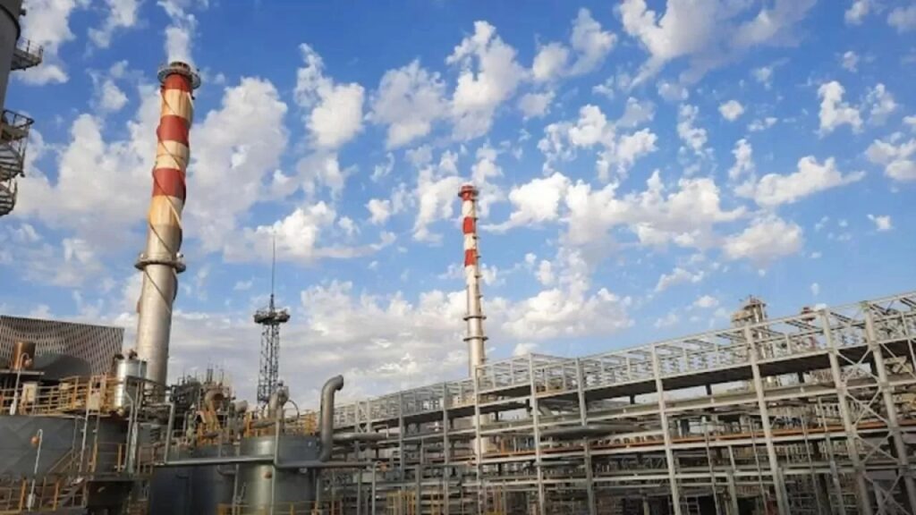 Шымкент мұнай өңдеу зауытында екі жұмысшы қаза тапты