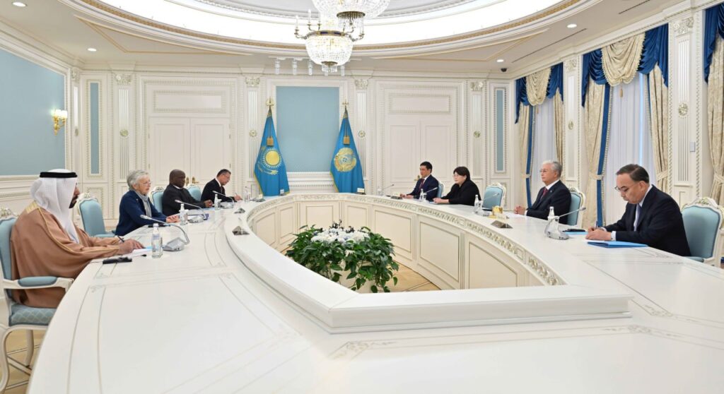 Вопрос установления парламентской республики в Казахстане на повестке не стоит – Токаев