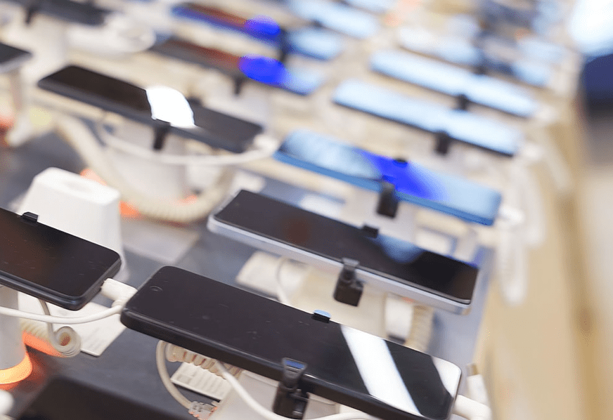 Какие смартфоны популярнее всего у казахстанцев?