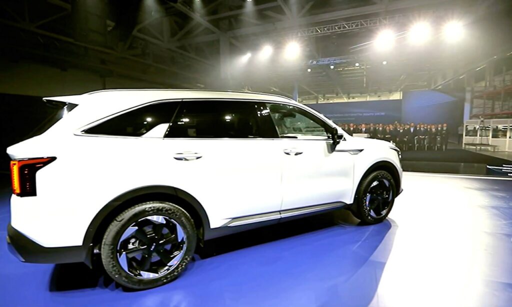 Президент: «Граждане теперь получат возможность приобрести автомобиль в лизинг»