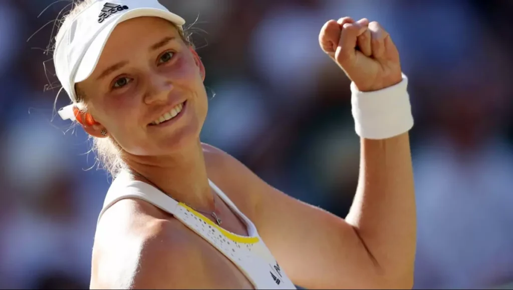 Елена Рыбакина победила в первом матче Итогового турнира WTA