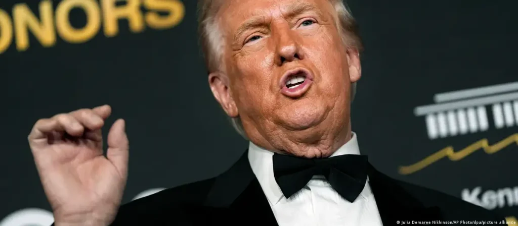 Трамп заявил, что «немного разочарован» Владимиром Зеленским