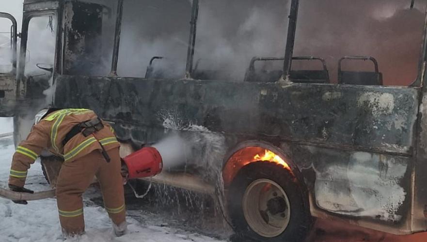 Школьный автобус сгорел в Косшы