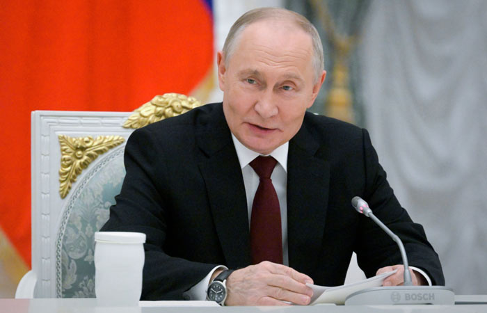 Путин разрешил гражданам Китая безвизовый въезд в РФ на 30 дней