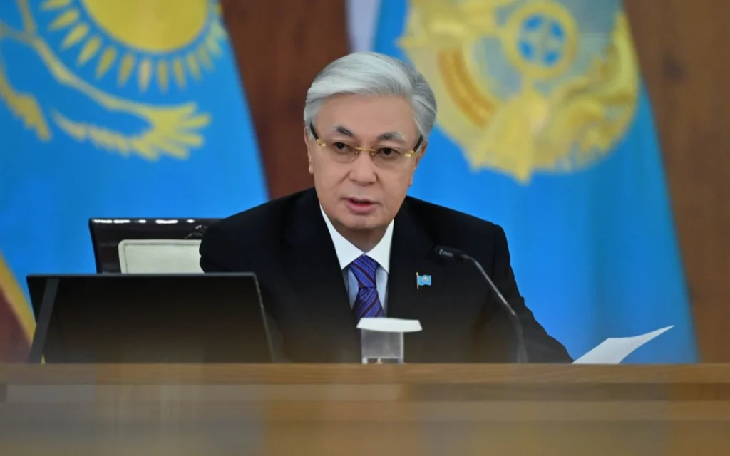 Президент Астана қаласының әкімін мақтады