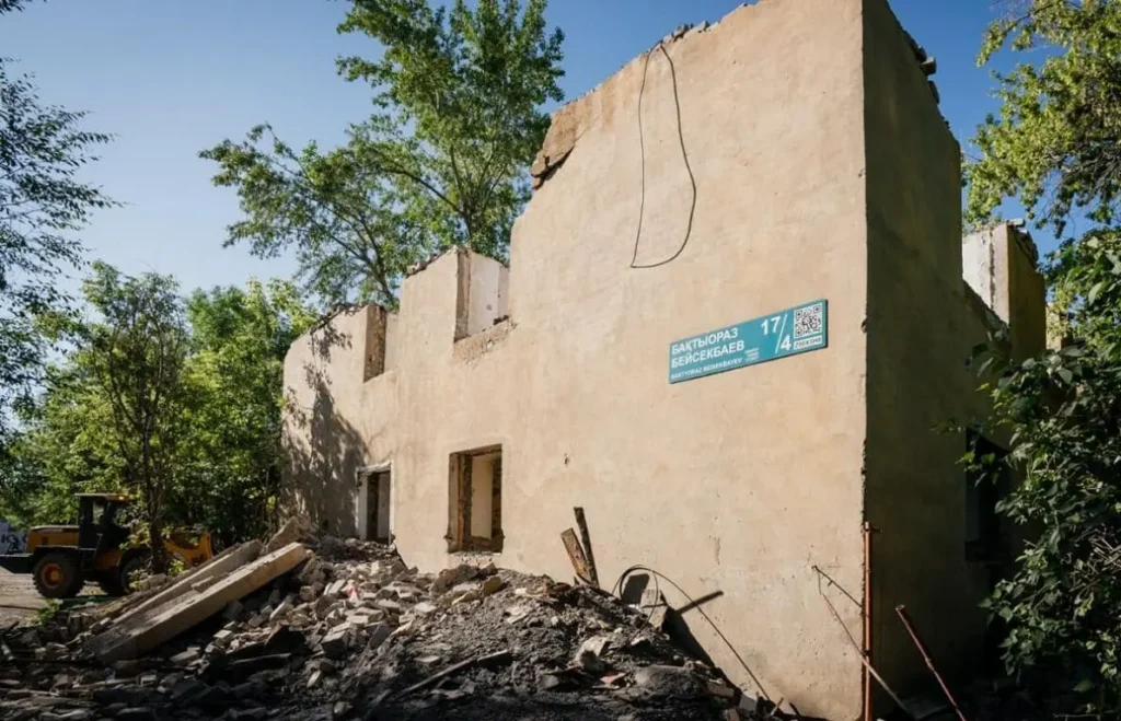 Елордада апатты жағдайдағы 206 үй бұзылады