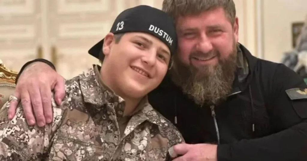 Сын Рамзана Кадырова попал в аварию