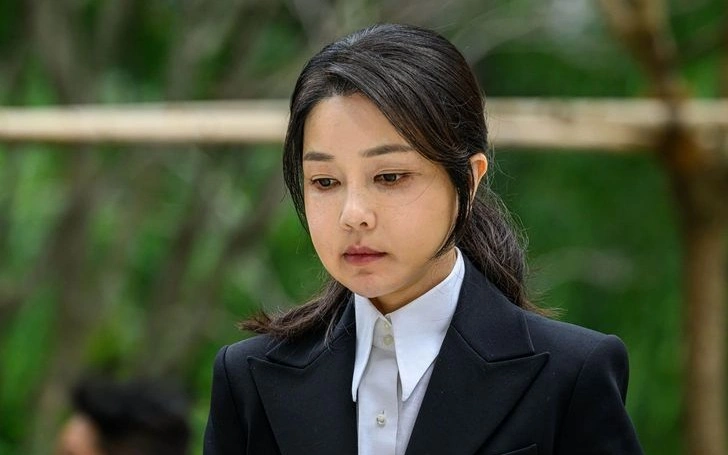 Оңтүстік Кореяның бұрынғы бірінші ханымы түрмеге тоғытылды