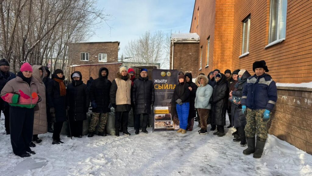 Астанада 120 мұқтаж отбасыға 63 тонна көмір таратылды