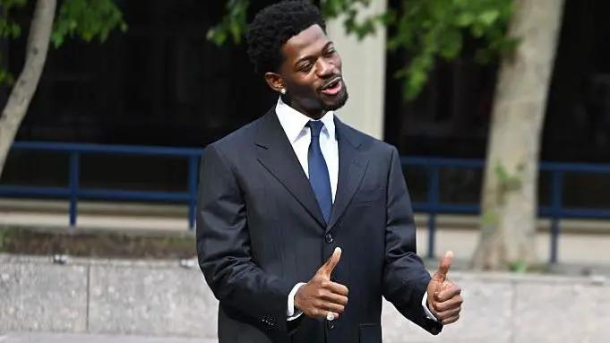 Рэпера Lil Nas X направили на психиатрическое лечение после нападения на полицейских