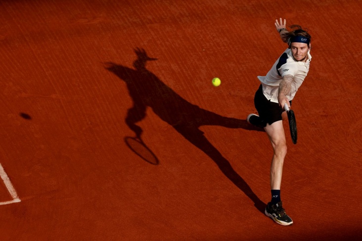 Бублик проиграл 166-й ракетке мира на старте турнира ATP-500